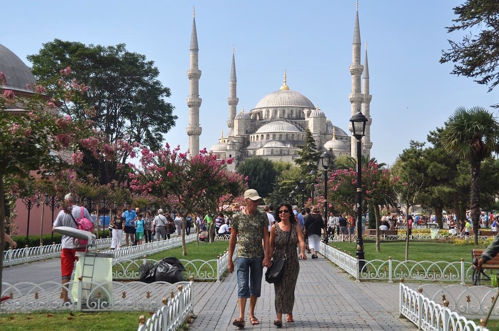what to wear in istanbul and what not to turkey things