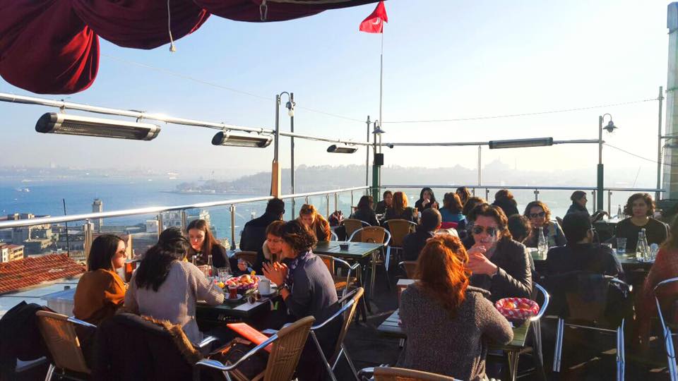 Cafés in Istanbul - Turkey Things