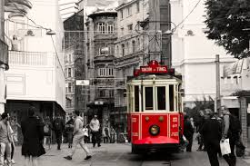 Istiklal Street – From Breakfast to Nightlife!