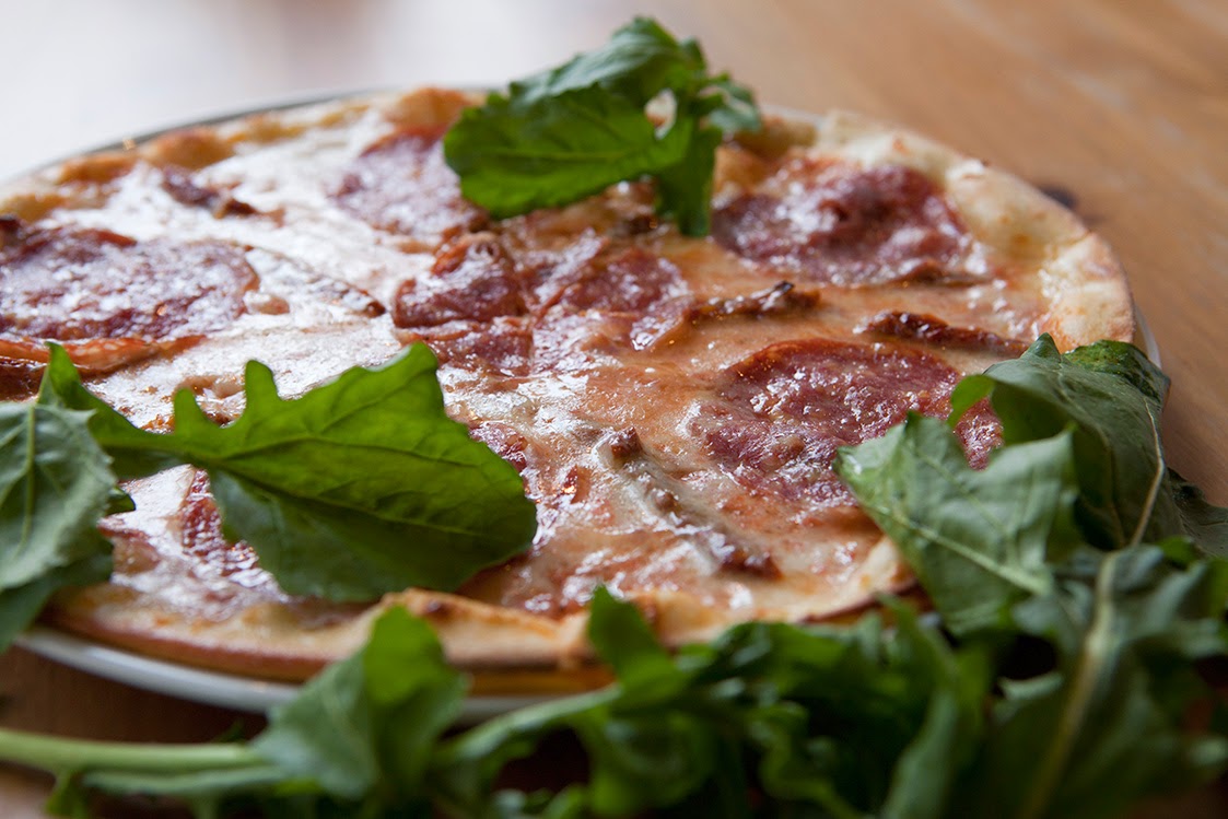 10 Best Pizza Restaurants that Serve Real Pizza!