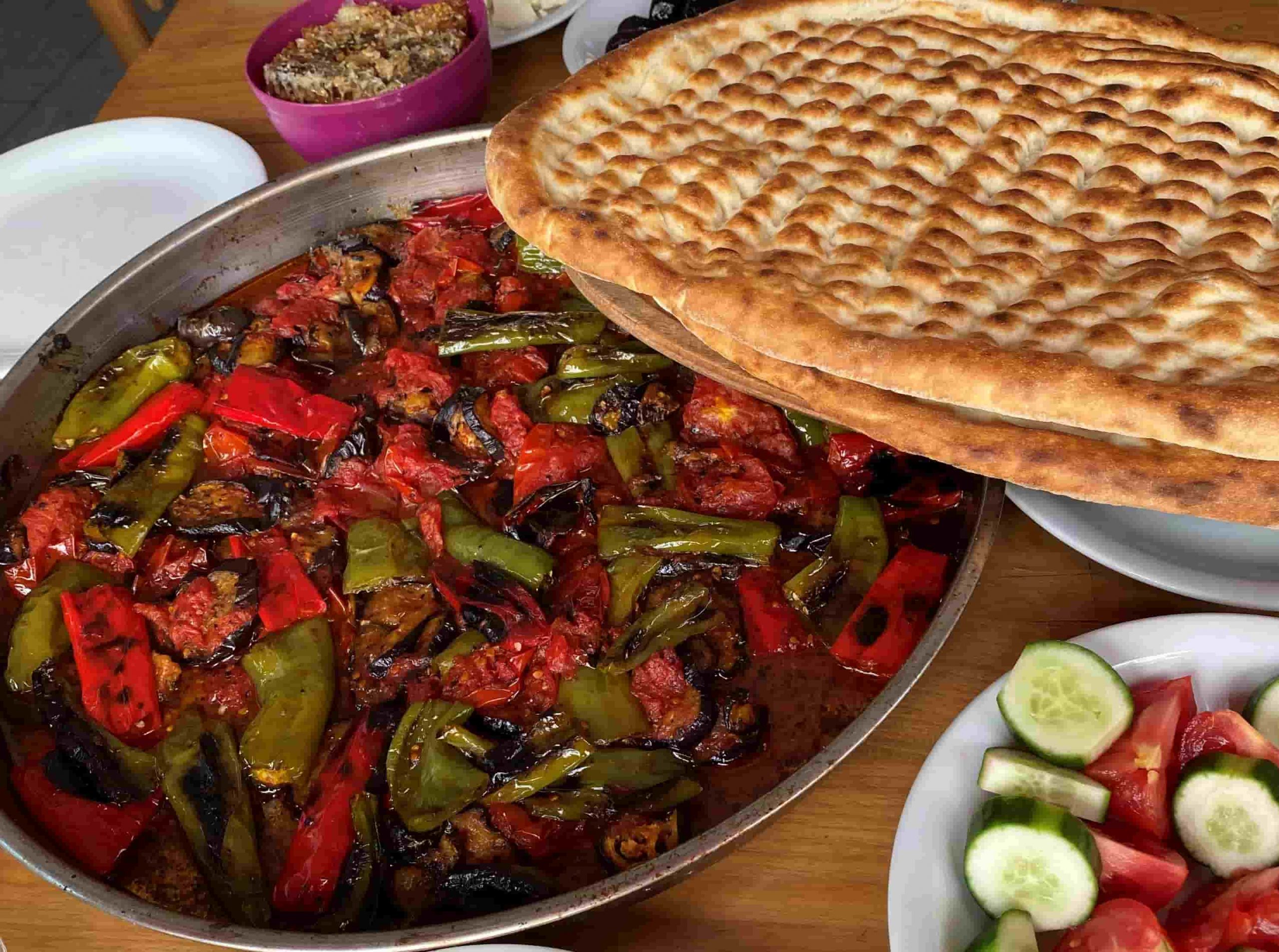 10 Best Halal Restaurants in Istanbul That We Love