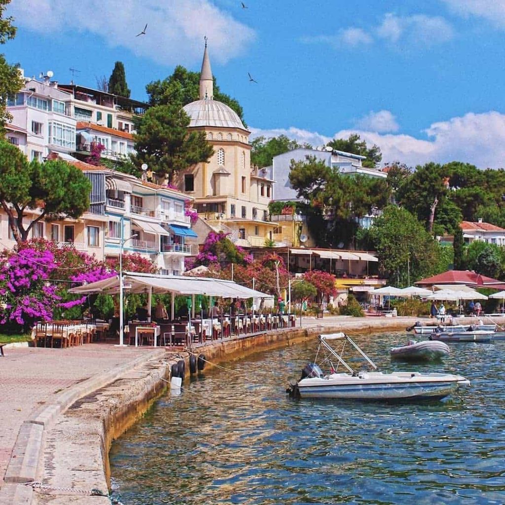 places to visit in princess island istanbul