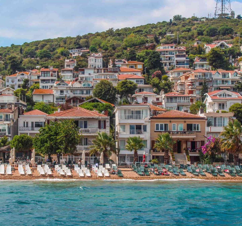 places to visit in princess island istanbul