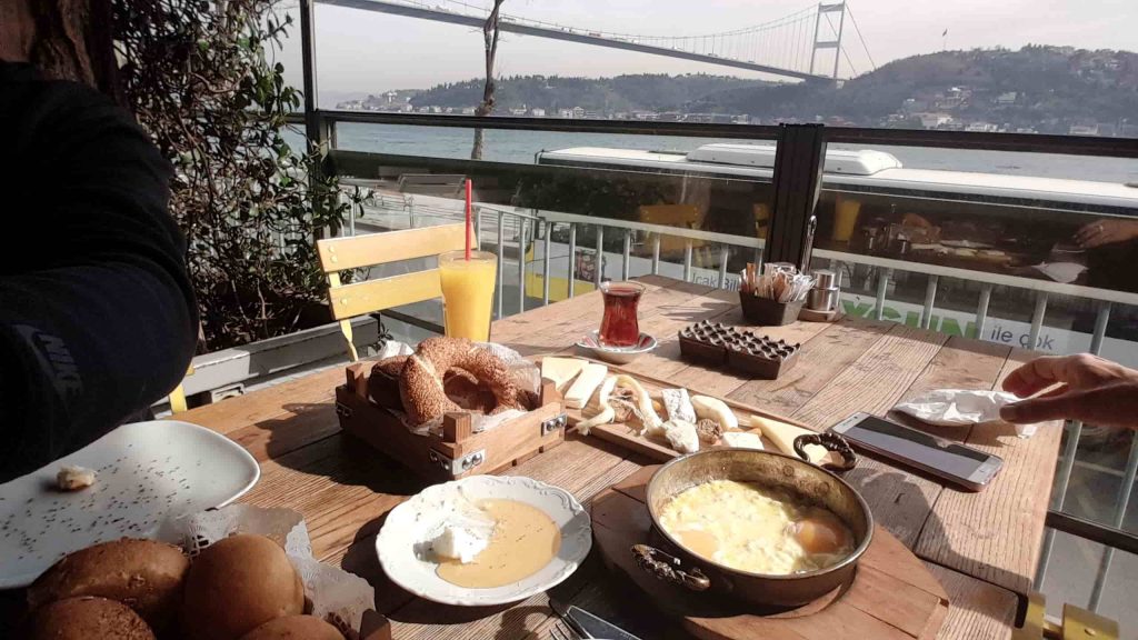 bosphorus tour with breakfast