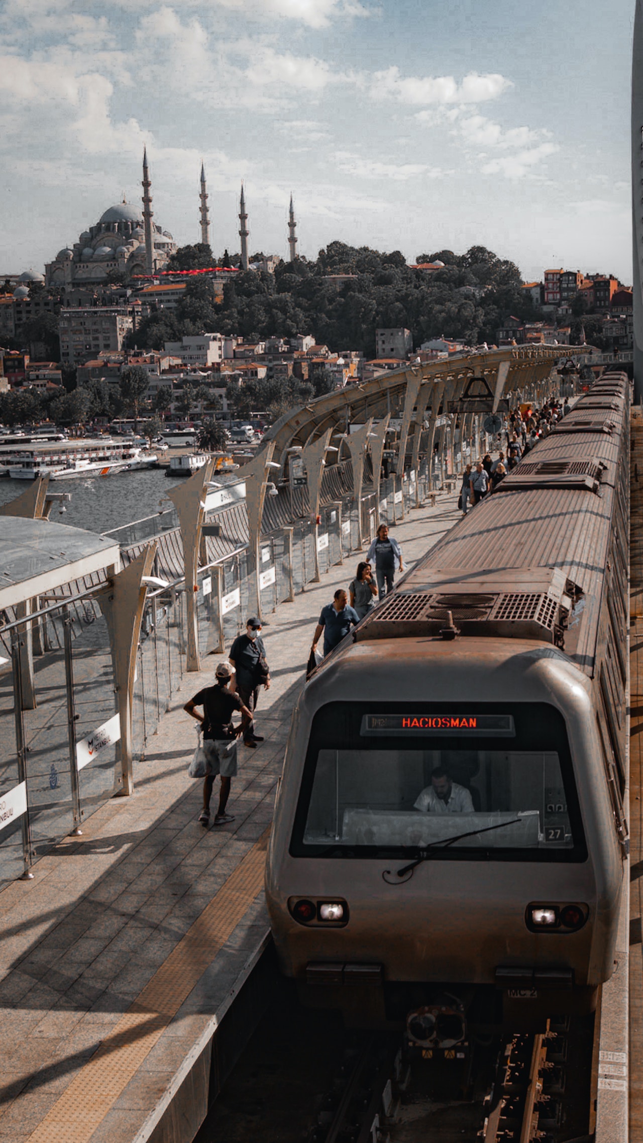How to Get from Istanbul Airport (IST) to Fatih in 2024
